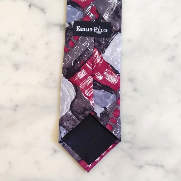 NWOT. Emilio Pucci 100% Italian Silk Tie with Multicolor Design Pattern. - Picture 4 of 6